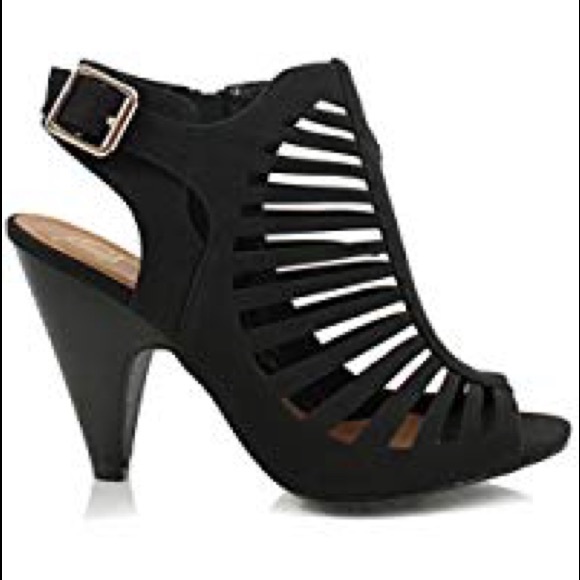 Charles Albert  Gladiator Shaky Cone Heel -size 9 - Picture 1 of 1